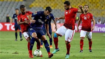 الأهلي والترجي تعادل سلبي بعد مرور 15 دقيقة