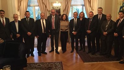 المبعوث النرويجي للسلام يُشيد بدور مصر في دعم جهود المُصالحة الفلسطينية