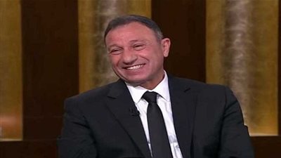 محمود الخطيب يفكر في رئاسة بعثة الأهلي رغم آلامه