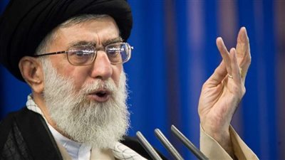 المرشد الأعلى الإيراني: هزمنا أمريكا من 40 سنة