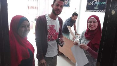 صور| طلاب جامعة بني سويف يواصلون سحب استمارات الترشح لإنتخابات الاتحادات الطلابية 