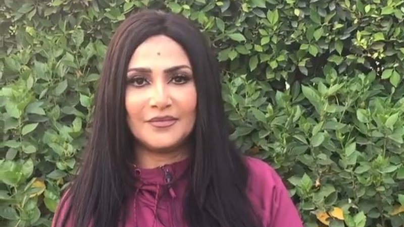 الفنانة بدرية طلبة