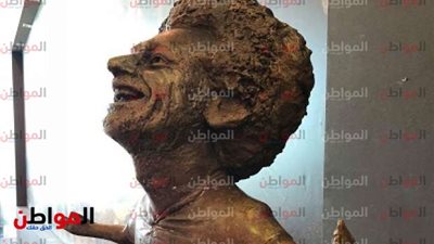 صور.. تمثال محمد صلاح يستقبل ضيوف منتدى شباب العالم