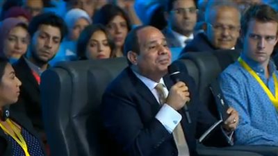 الرئيس السيسي للشباب:  اشتغلوا واصبروا وعانوا بس ماحدش يسعى للخراب 