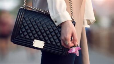 هتلبسي ايه بكرة..  أجمل حقائب اليد في فصل الشتاء