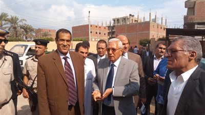 محافظ الدقهلية يتفقد محطة كهرباء تمي الأمديد