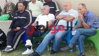 محمد يوسف يحضر مباراة أهلي ٢٠٠٠ أمام دجلة