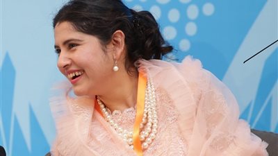 هاربين أرورا من منتدى الشباب: نحتاج إلى أنظمة مالية تحترم النساء