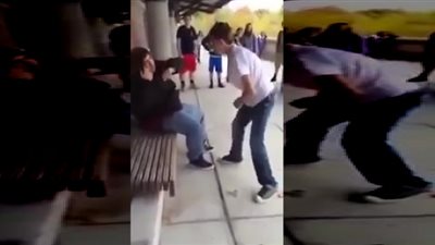 ياواد يا مفتري.. شاهد رد فعل شاب بدين اعتدى عليه آخر بالضرب 