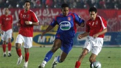 كورة زمان.. الأهلي يفوز على النجم بثلاثية ويتوج بدوري أبطال إفريقيا