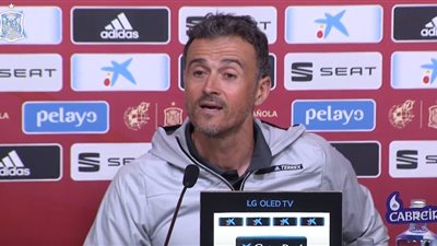 إنريكي : عودة ألبا للمنتخب قرار فني 