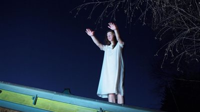 7 طرق تساعدي بيها ابنك..لو بيمشي وهو نايم