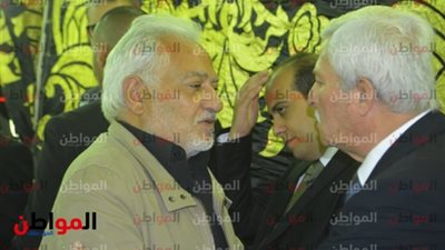 صور| سامح الصريطي يقدم العزاء في الراحل حمدي قنديل 