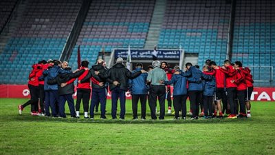 الأهلي يبدأ تدريبه الأخير بقراءة الفاتحة