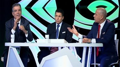 وائل جمعة يحرج جمال الشريف على الهواء 