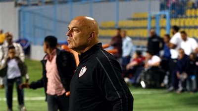 محاضرة من جروس للاعبي الزمالك قبل مواجهة الإنتاج الحربي