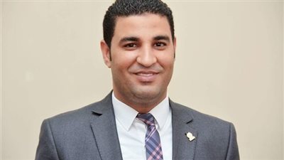  الكاتب الصحفى مصطفى ثابت يعلن عدم ترشحه فى الإنتخابات التكميلية لمجلس النواب 