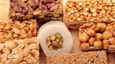 اختار الأنسب .. اعرف أسعار علب حلاوة مولد النبي 2018