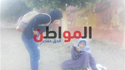 صور.. الحاجة سعاد تستغيث: المعاش مش مقضيني والعلاج غالي