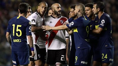 بالفيديو.. التعادل الإيجابي يحسم موقعة ريفر بليت وبوكا جونيورز