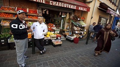 الحي العربي في باريس لماذا أصابته لعنة السمعة السيئة ؟