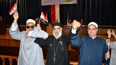 بمشاركة 700 شاب وفتاة.. محافظ البحيرة يشهد مبادرة ابني وطنك بمجمع دمنهور الثقافي