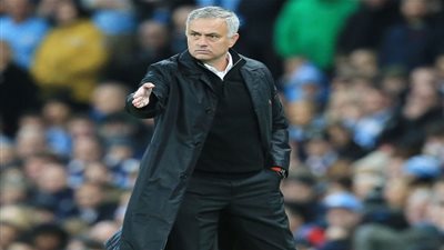 لاعب مانشستر يونايتد السابق: مورينيو كان مرعوبا من مان سيتي
