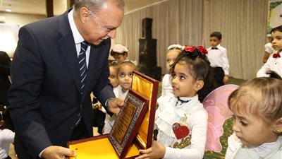 صور.. محافظ قنا يشهد الاحتفال باليوم العالمي لكبار السن