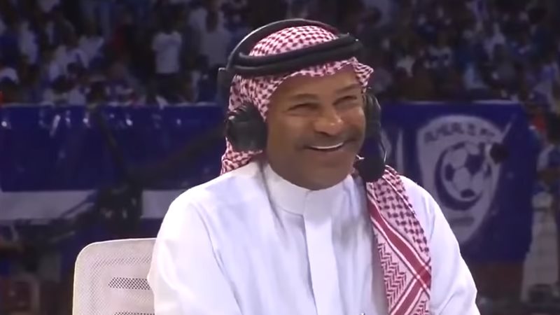  لحظة اصطدام كرة