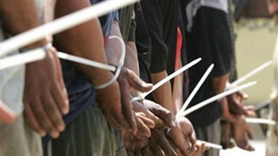 مشاجرة بين عائلتين بسبب خلافات الجيرة في البحيرة