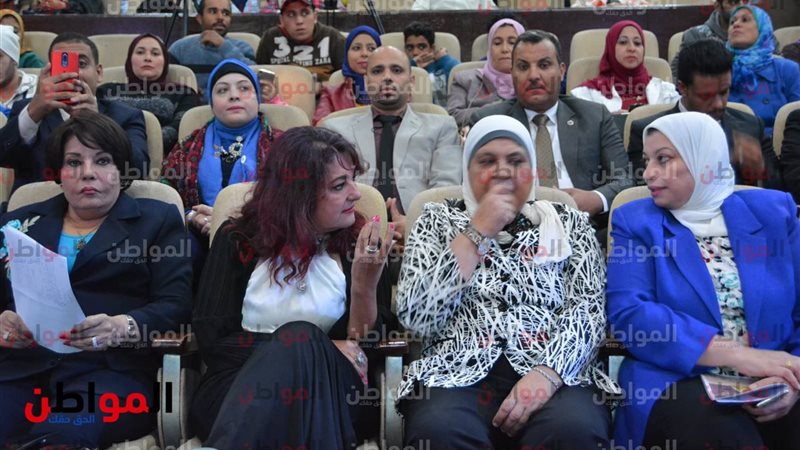 مهرجان هواة المسرح