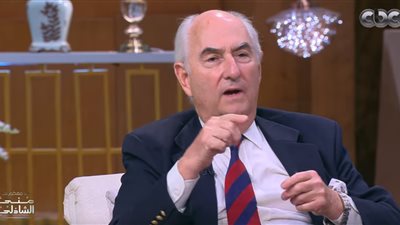 فيديو.. حفيد الخديوي الأمير عباس حلمي يكشف سر نفي الملك فاروق