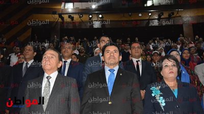 صور| وزير الشباب يشهد ختام مهرجان هواة المسرح