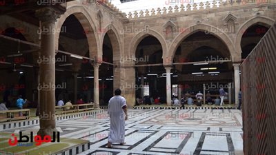 صور.. أهالي الخانكة يؤدون صلاة الجمعة تزامنًا مع ذكرى المولد النبوي