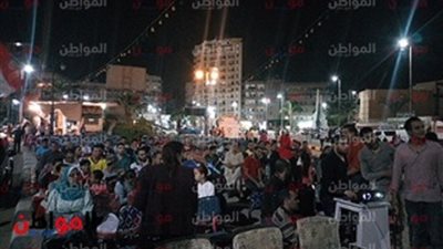 صور.. مقاهي البحيرة تستقبل الجماهير لمشاهدة الشوط الثاني من مباراة مصر و تونس