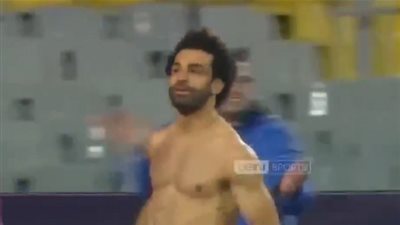 فيديو.. محمد صلاح يحرز الهدف الثالث لمصر في مرمي تونس 