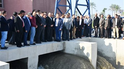 صور.. وزير الري ومحافظ البحيرة يفتتحان محطة صرف طلمبات طابية العبد