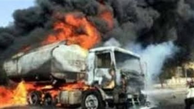 الحماية المدنية تسيطر على حريق سيارة أعلى كوبري قها