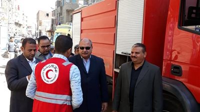 سكرتير عام سوهاج يتفقد المنزل المنهار بدار السلام