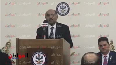 فيديو| الشاعر حسن أحمد يوسف يبدع بأشعاره في مؤتمر الشعر رسالة العارفين