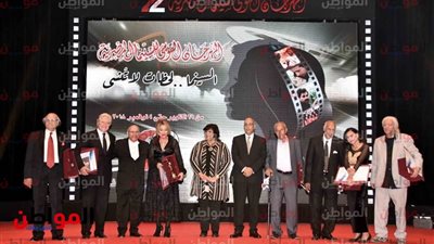 صور .. وزير الثقافة تكرم  7 شخصيات فى ختام القومى للسينما الـ 22 