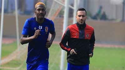 ثنائي الأهلي يواصلان برنامجهما التأهيلي