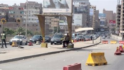 أعمال إصلاحات سبب زحام مروري بطريق السويس الصحراوي