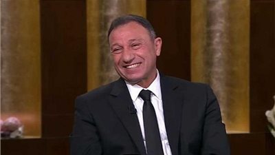 عضو مجلس الأهلي يُطمئن الجماهير على الخطيب