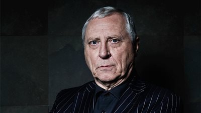 مهرجان القاهرة السينمائى يكرم المخرج بيتر جريناواي