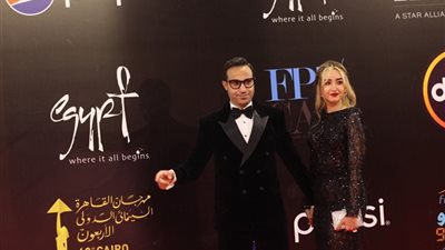 صور| أحمد فهمى وهنا الزاهد لاول مرة معاً فى افتتاح مهرجان القاهرة السينمائى 
