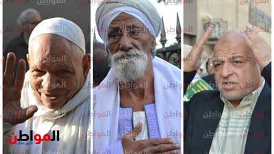 صور المواطن في المولد .. هؤلاء يشيرون للأموات وليس إلى الكاميرات .. فلماذا ؟