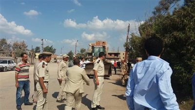 رفع 377 حالة إشغالات ثابتة ومتحركة خلال حملة أمنية بالبحيرة 