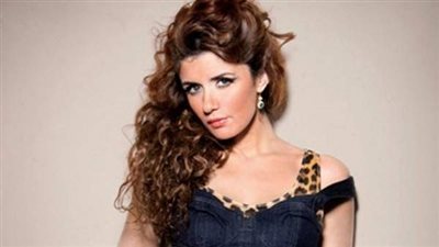  فيديو|  غادة عادل تبكي في برنامج حكايتي مع الزمان والسبب؟ 