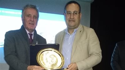 محافظ الإسكندرية يلتقي نائب عمدة مارسيليا لمناقشة سبل التعاون